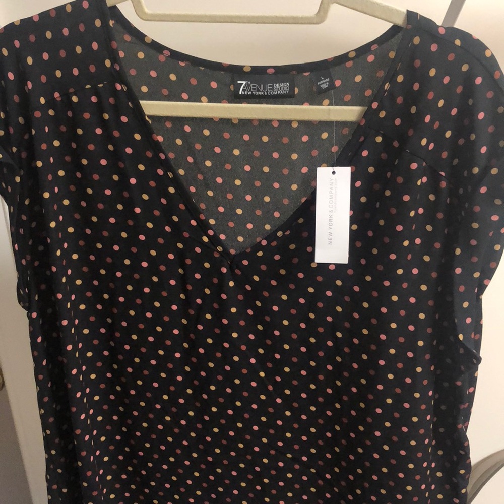 NY&Co top